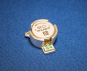 RFCI表面安装隔离器支持80W用于基础设施应用